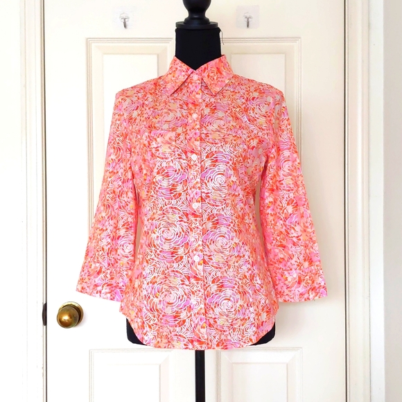 NWOT. Express Design Studio 100% Cotton Floral Button Down Shirt with 3/4 sleeve - Picture 1 of 4